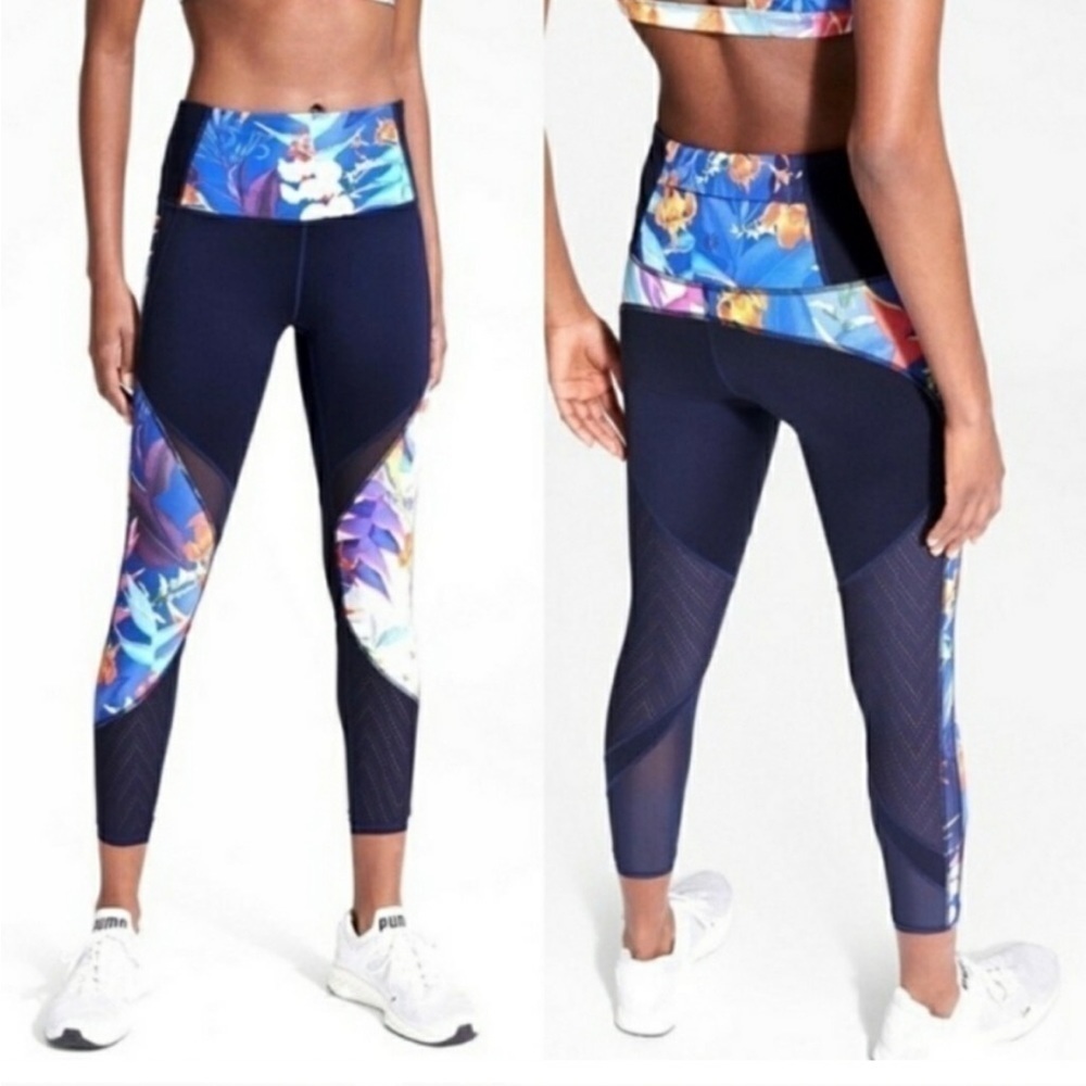 ATHLETA High Rise 7/8 Tight Legging in Tropical Precision Size XS